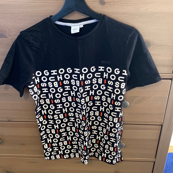 Hugo Boss boys tee shirt size 16 - Picture 1 of 3